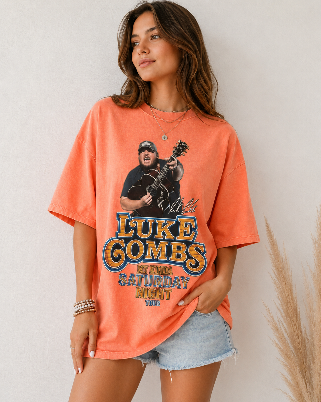 Gildan Vintage Hilary Duff The Lucky Me Tour Concert Graphic Tee Shirt